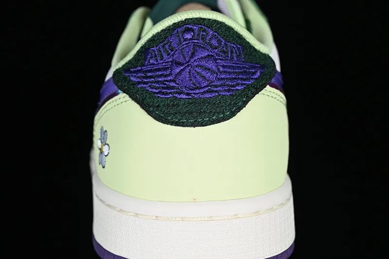 All categories Air Jordan Jordan series basketball shoes Air Jordan 1 Low G version pure original Air Jordan 1 Low OG "Doernbecher" AJ1 Joe 1 charity low-top cultural casual sneakers FD9665-351